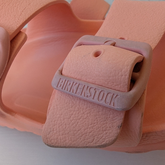 Birkenstock Arizona EVA sandals in the color Coral Peach or Fondant Pink. - Picture 4 of 12
